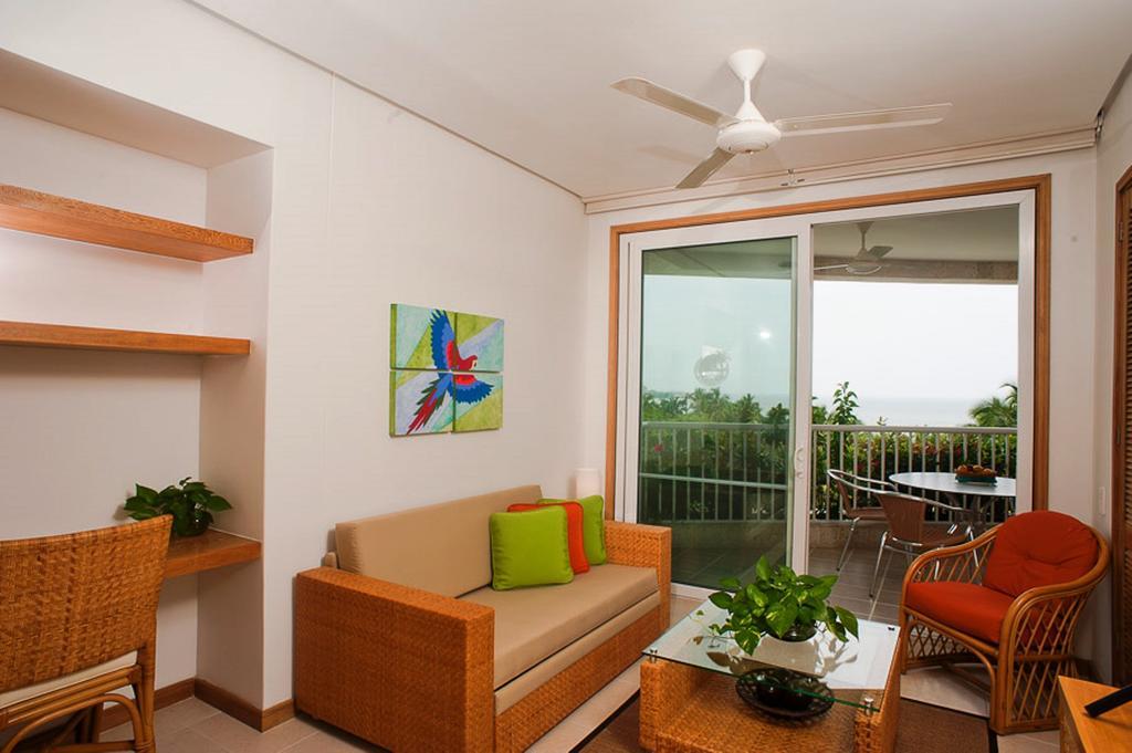 Irotama Resort Santa Marta (Magdalena) Exterior foto Living room with sliding doors